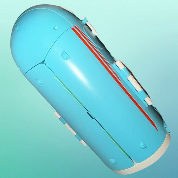 BLUEY Heeler Jeep - Cabana Pool - 3 in 1 Airplane Resort Figures Accessories - Picture 7 of 15